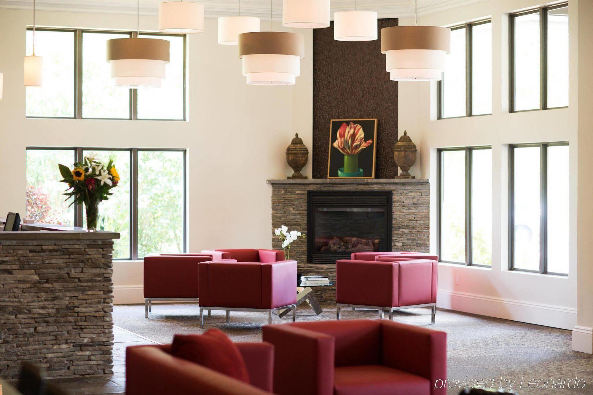 Ramada By Wyndham Rock Hill At Sullivan Center Exteriör bild