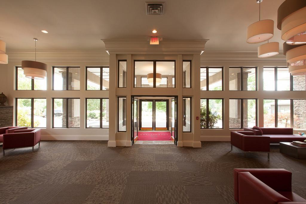 Ramada By Wyndham Rock Hill At Sullivan Center Exteriör bild